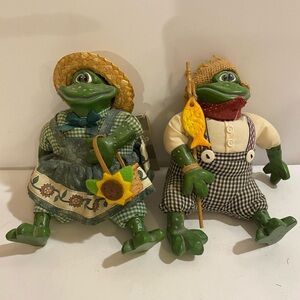 RUSS The Country Folks Mrs. Garden hopper and Tadpole (HY)